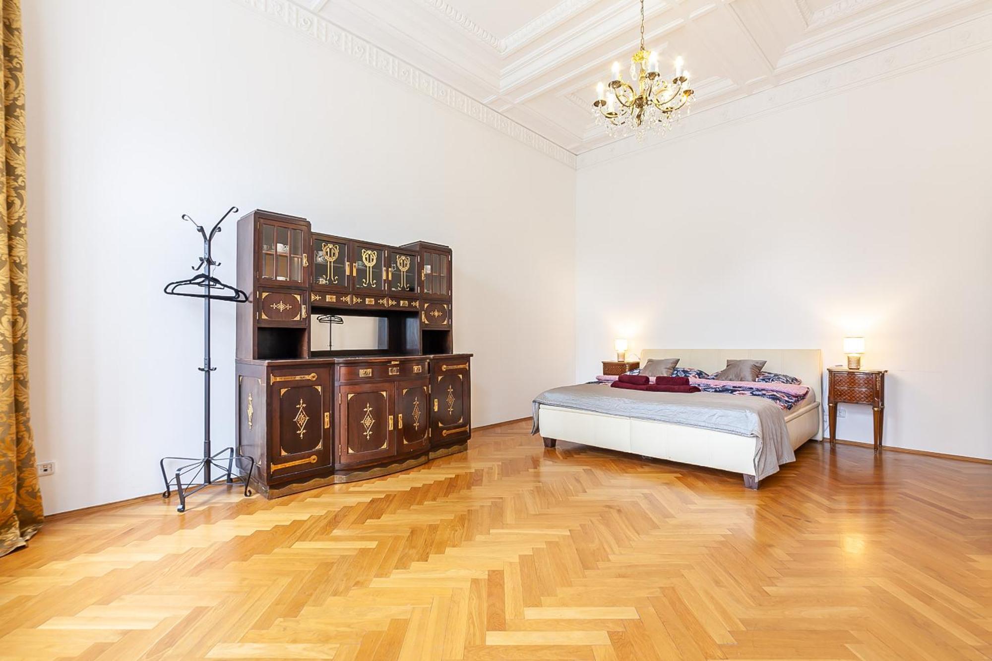 פראג Royal Apartment By Charles Bridge View Of Saint Nicholas Church מראה חיצוני תמונה