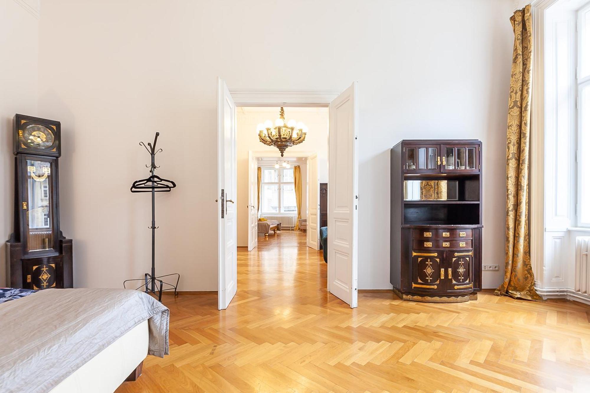 פראג Royal Apartment By Charles Bridge View Of Saint Nicholas Church מראה חיצוני תמונה